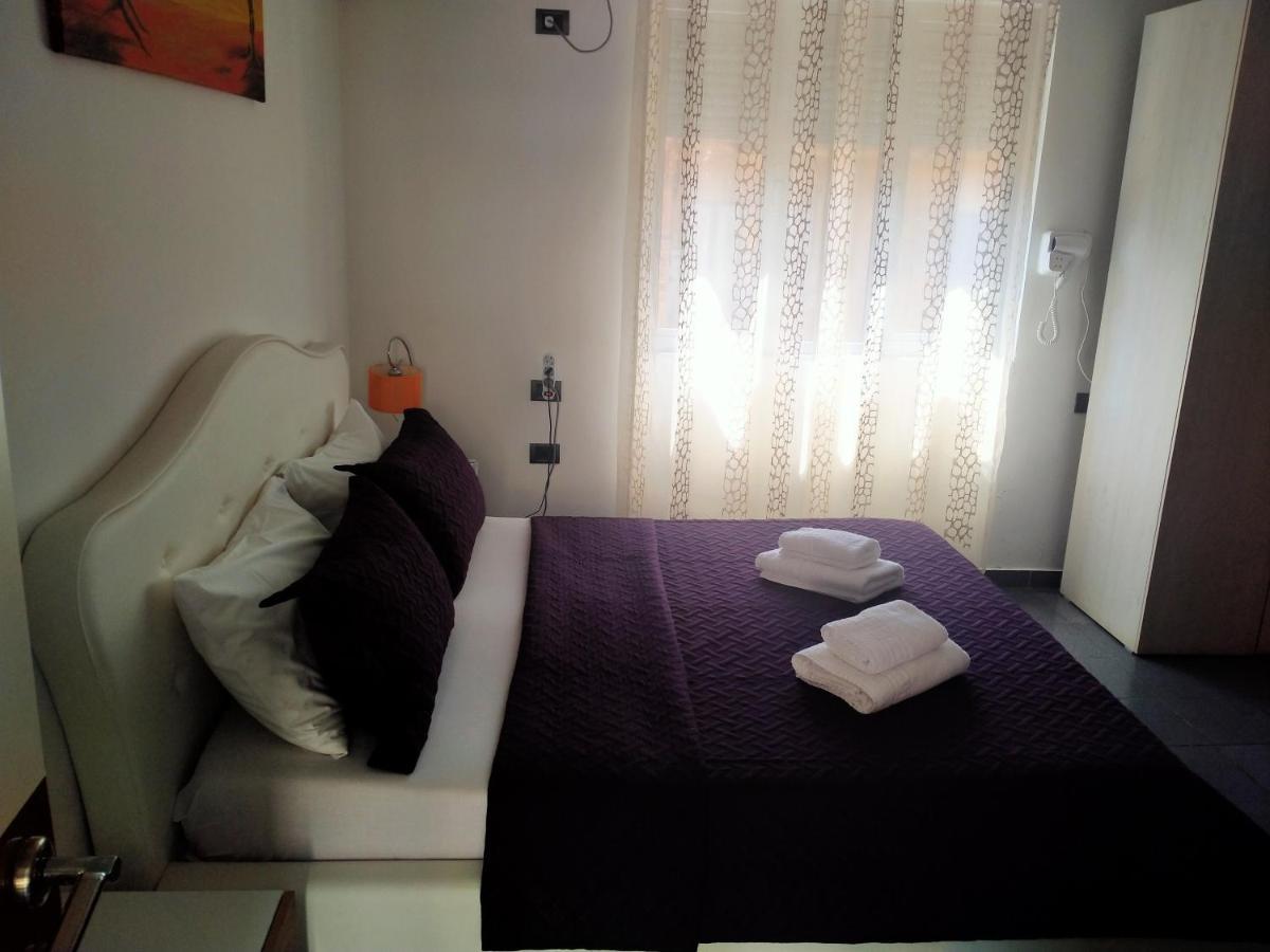 Orange Villa Hotel Tirana Exterior photo